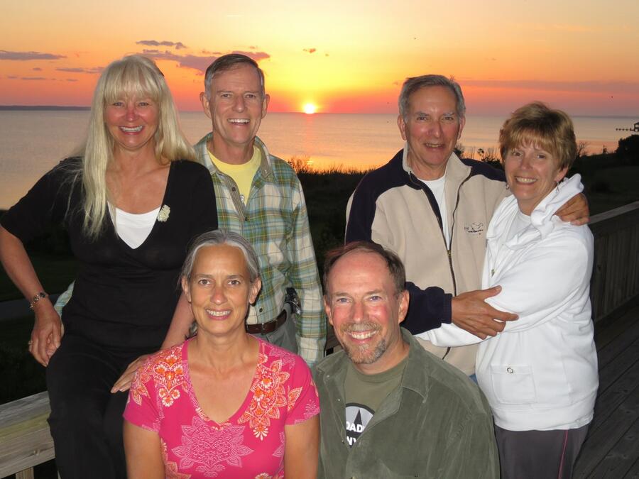 29  Week 4 Sunset Nags Head, Betsey &amp; Philip, Peggy &amp; Barrett, Mel &amp; Alice (Ted arrived next day)